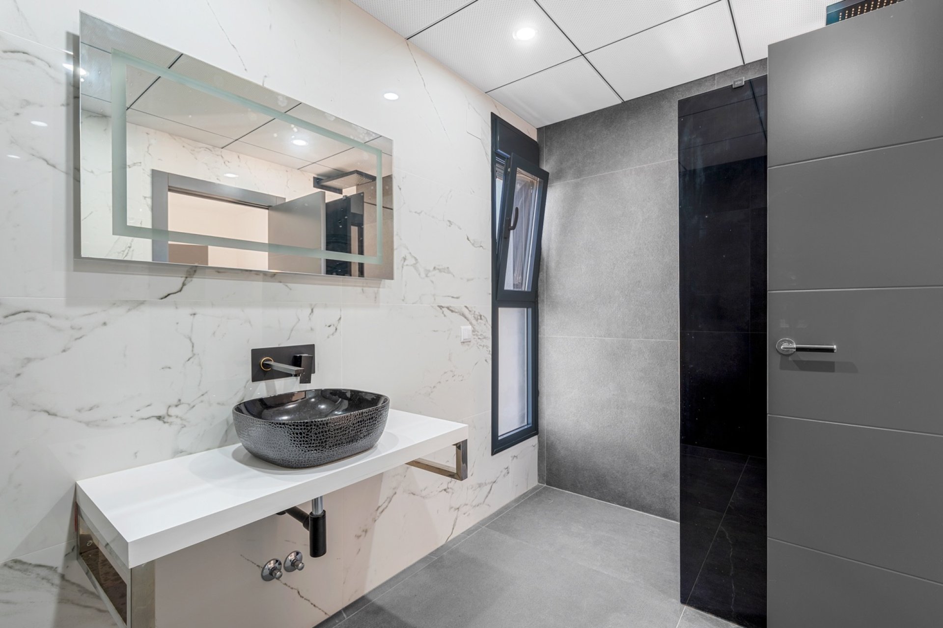 Resale - Villa -
Campoamor