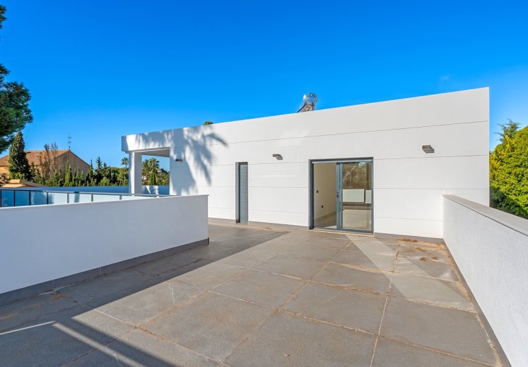 Resale - Villa -
Campoamor