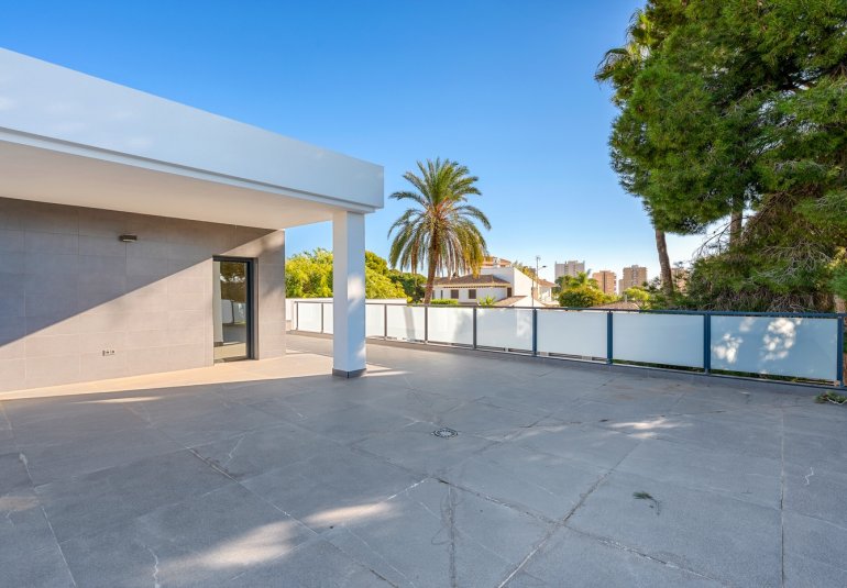 Resale - Villa -
Campoamor