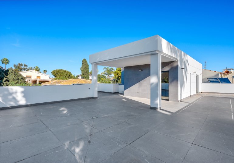 Resale - Villa -
Campoamor