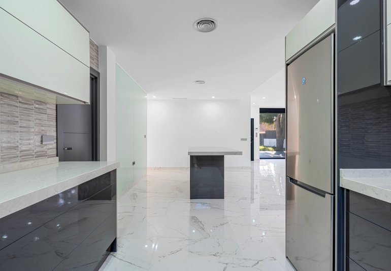 Resale - Villa -
Campoamor