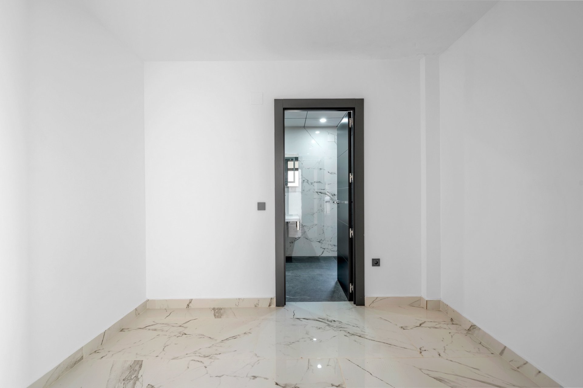 Resale - Villa -
Campoamor