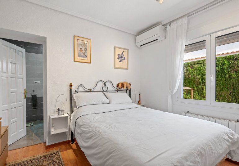 Resale - Villa -
Ciudad Quesada - Rojales - Rojales