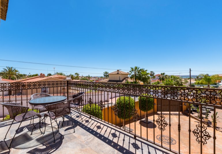 Resale - Villa -
Ciudad Quesada - Rojales