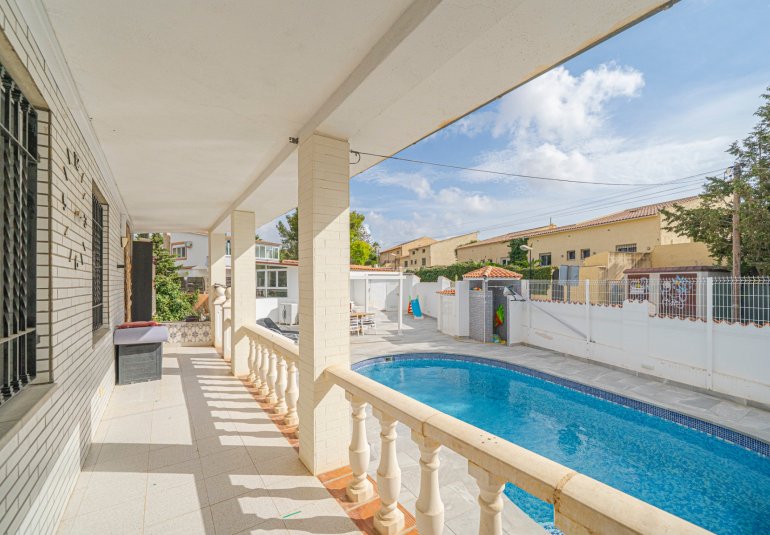 Resale - Villa -
La Nucía - Panorama