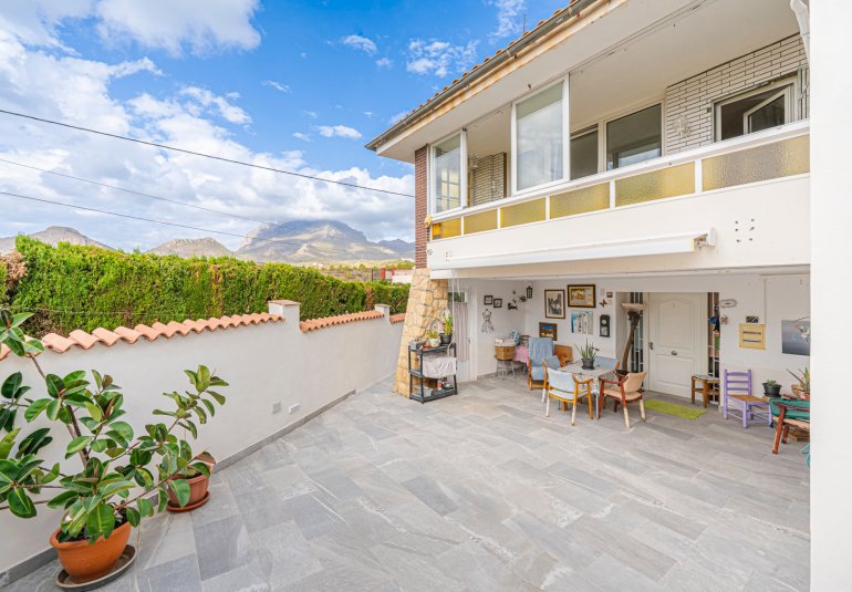 Resale - Villa -
La Nucía - Panorama