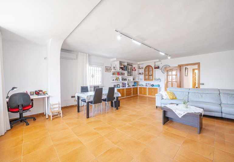 Resale - Villa -
La Nucía - Panorama