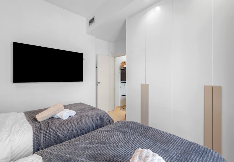 Resale - Villa -
Orihuela Costa - Villamartín