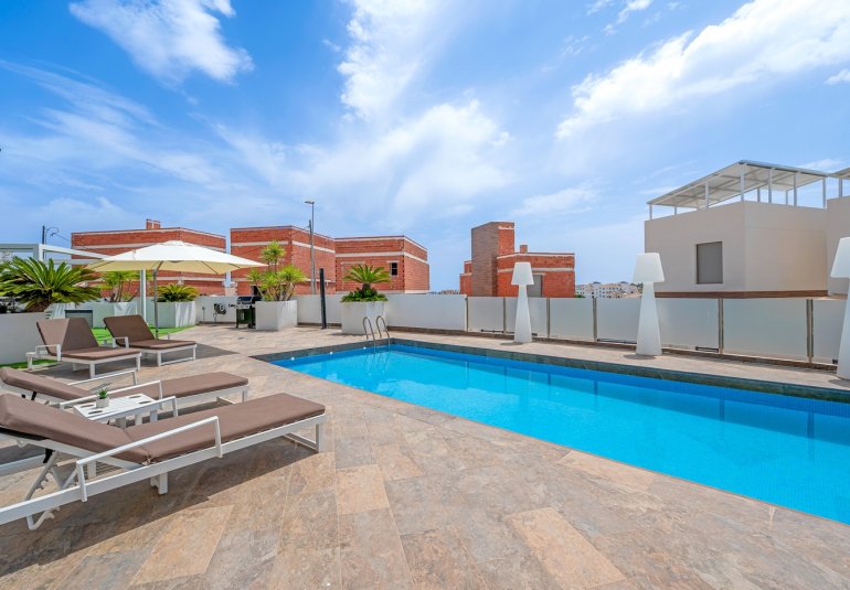 Resale - Villa -
Orihuela Costa - Villamartín