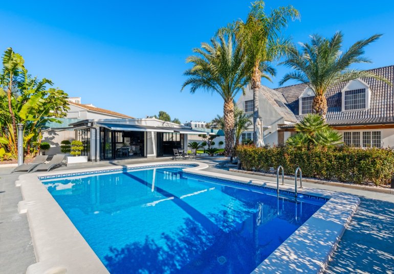 Resale - Villa -
San Juan Alicante - Frank Espinós
