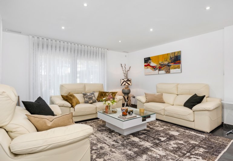 Resale - Villa -
San Juan Alicante - Frank Espinós
