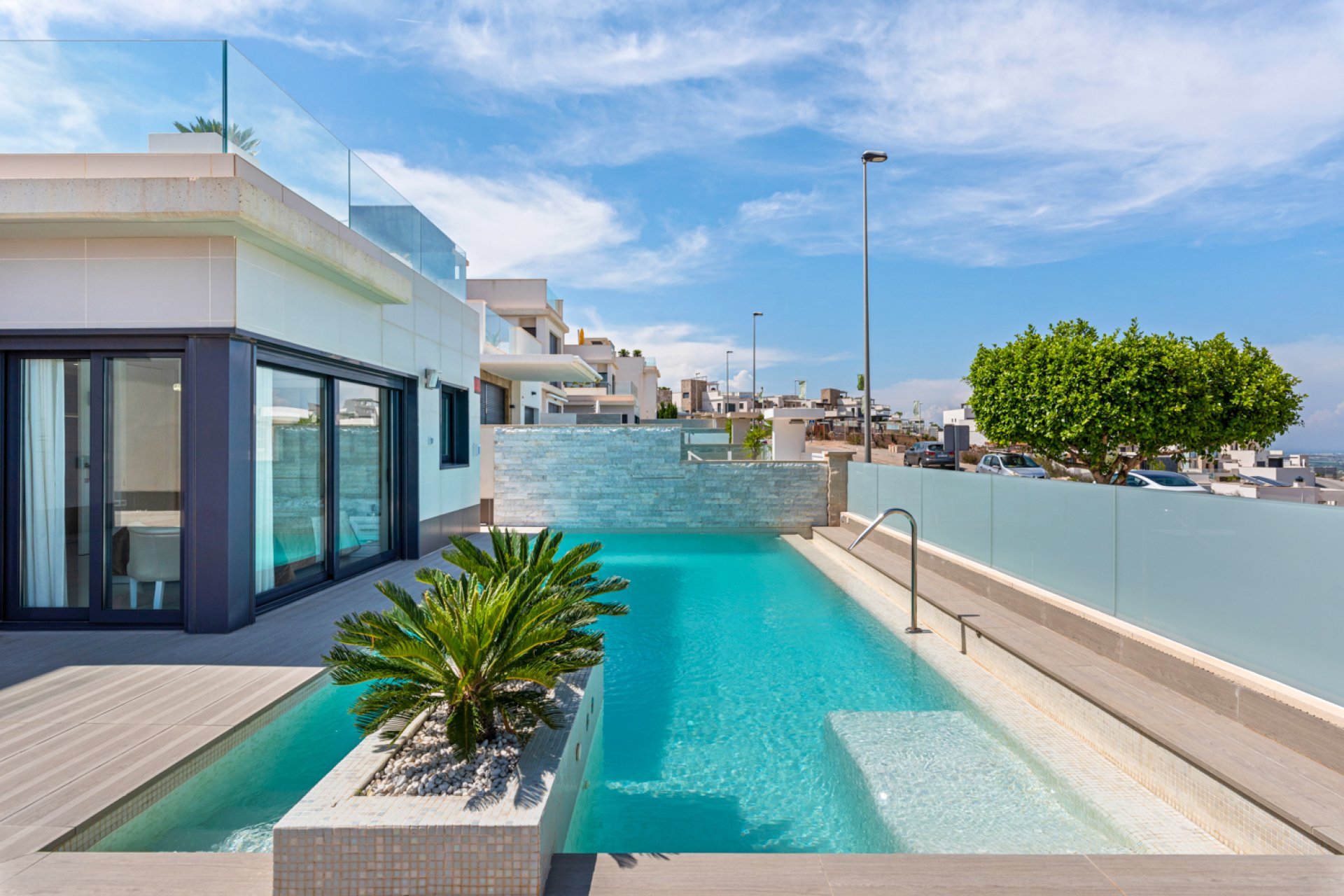 Resale - Villa -
San Miguel - San Miguel Salinas