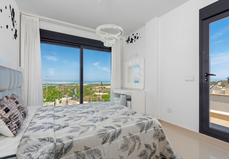 Resale - Villa -
San Miguel - San Miguel Salinas
