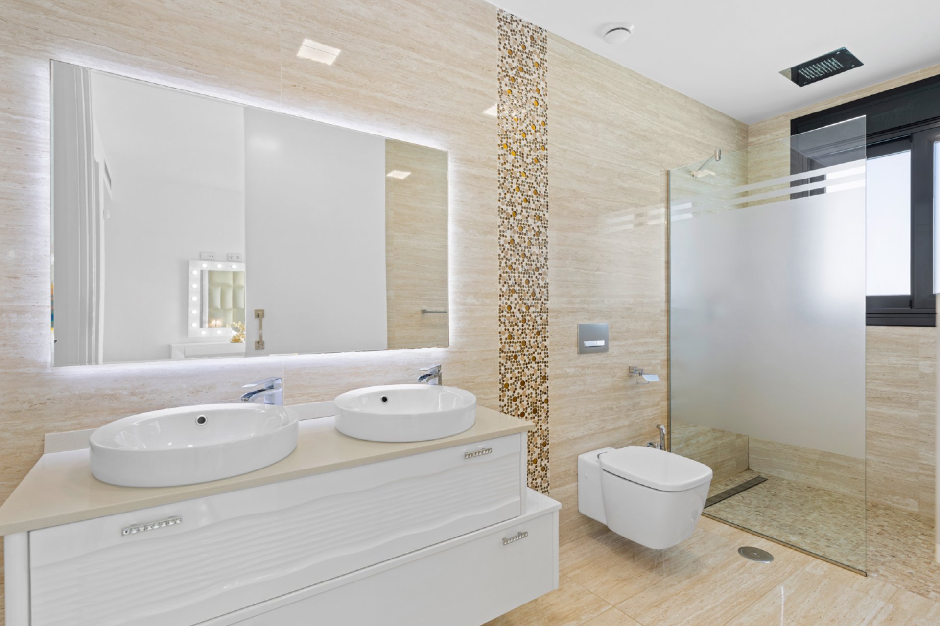 Resale - Villa -
San Miguel - San Miguel Salinas