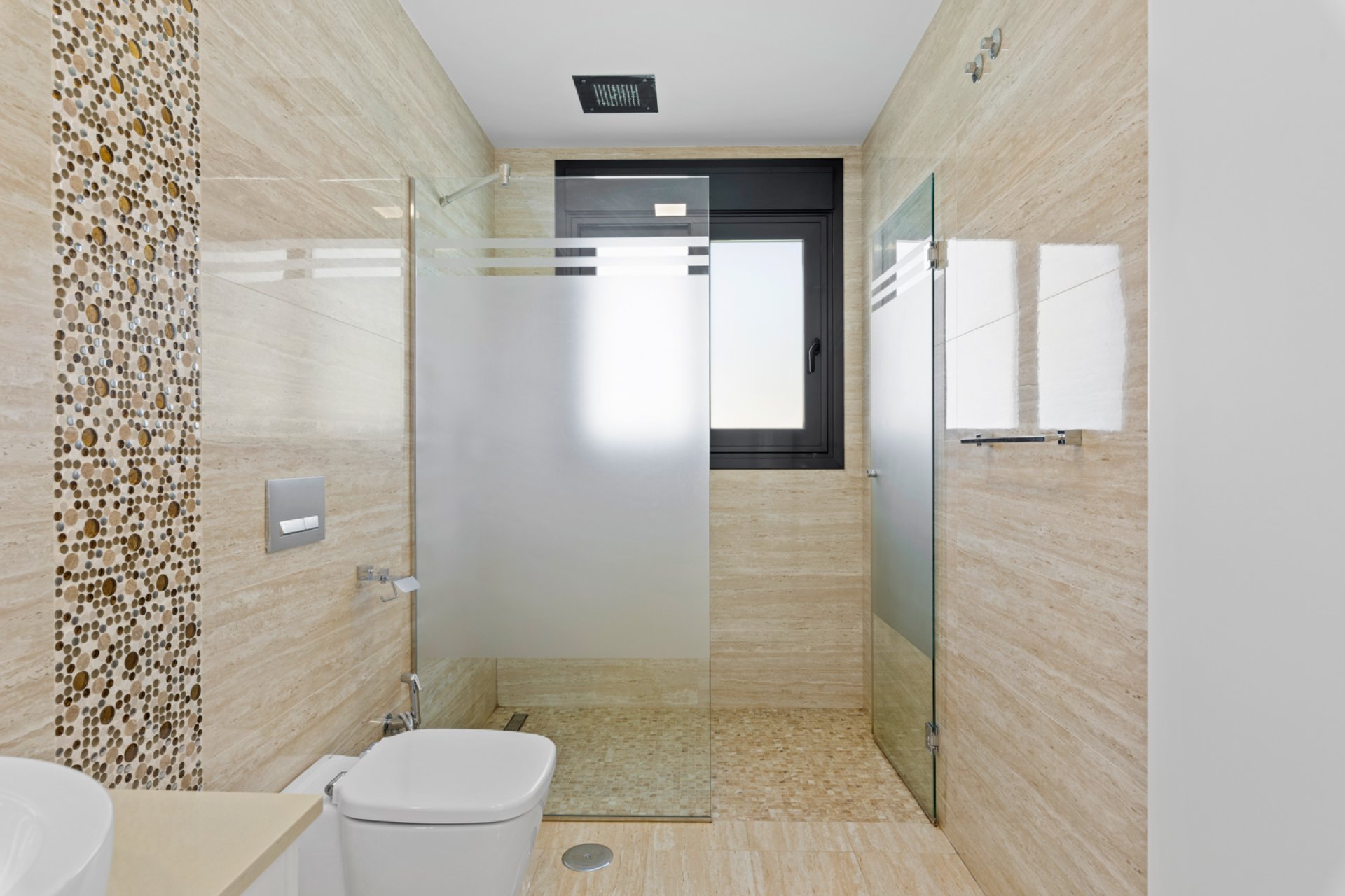 Resale - Villa -
San Miguel - San Miguel Salinas
