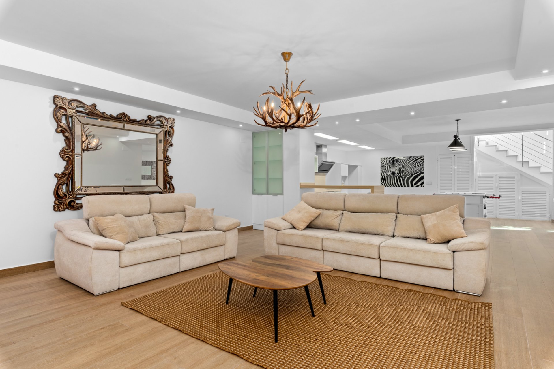 Resale - Villa -
San Miguel - San Miguel Salinas