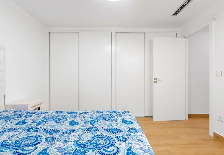 Resale - Villa -
San Miguel - San Miguel Salinas