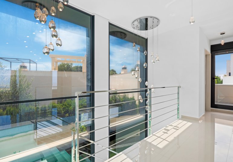 Resale - Villa -
San Miguel - San Miguel Salinas