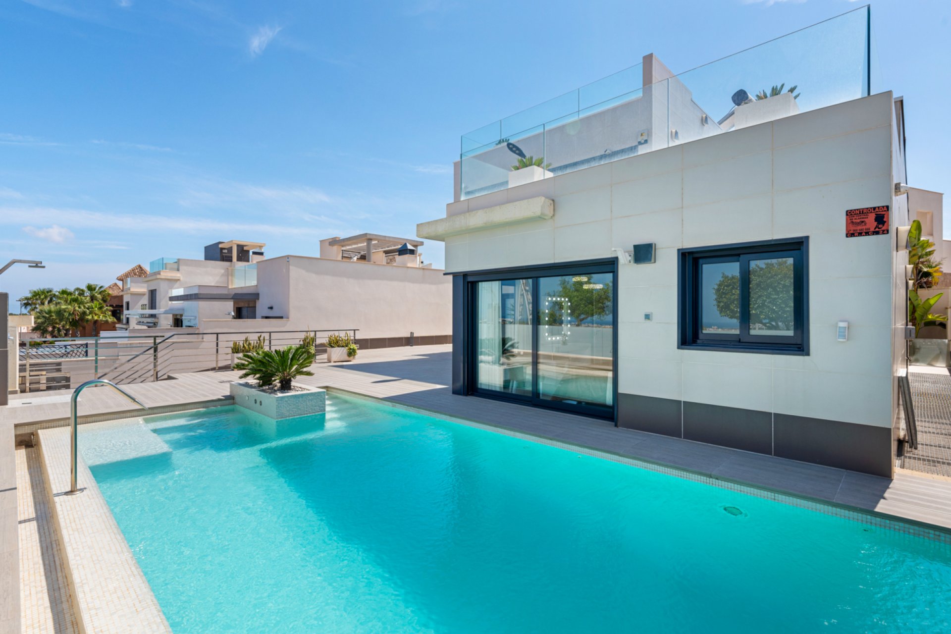 Resale - Villa -
San Miguel - San Miguel Salinas