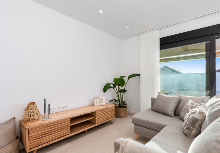Resale - Villa -
Torrevieja - El chaparral