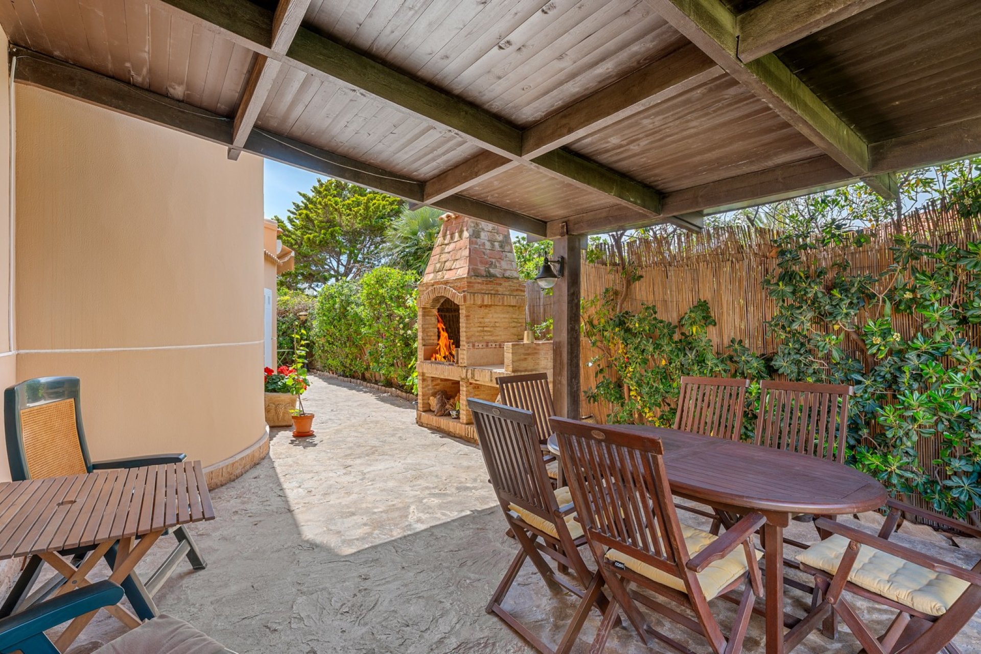 Resale - Villa -
Torrevieja - La Mata