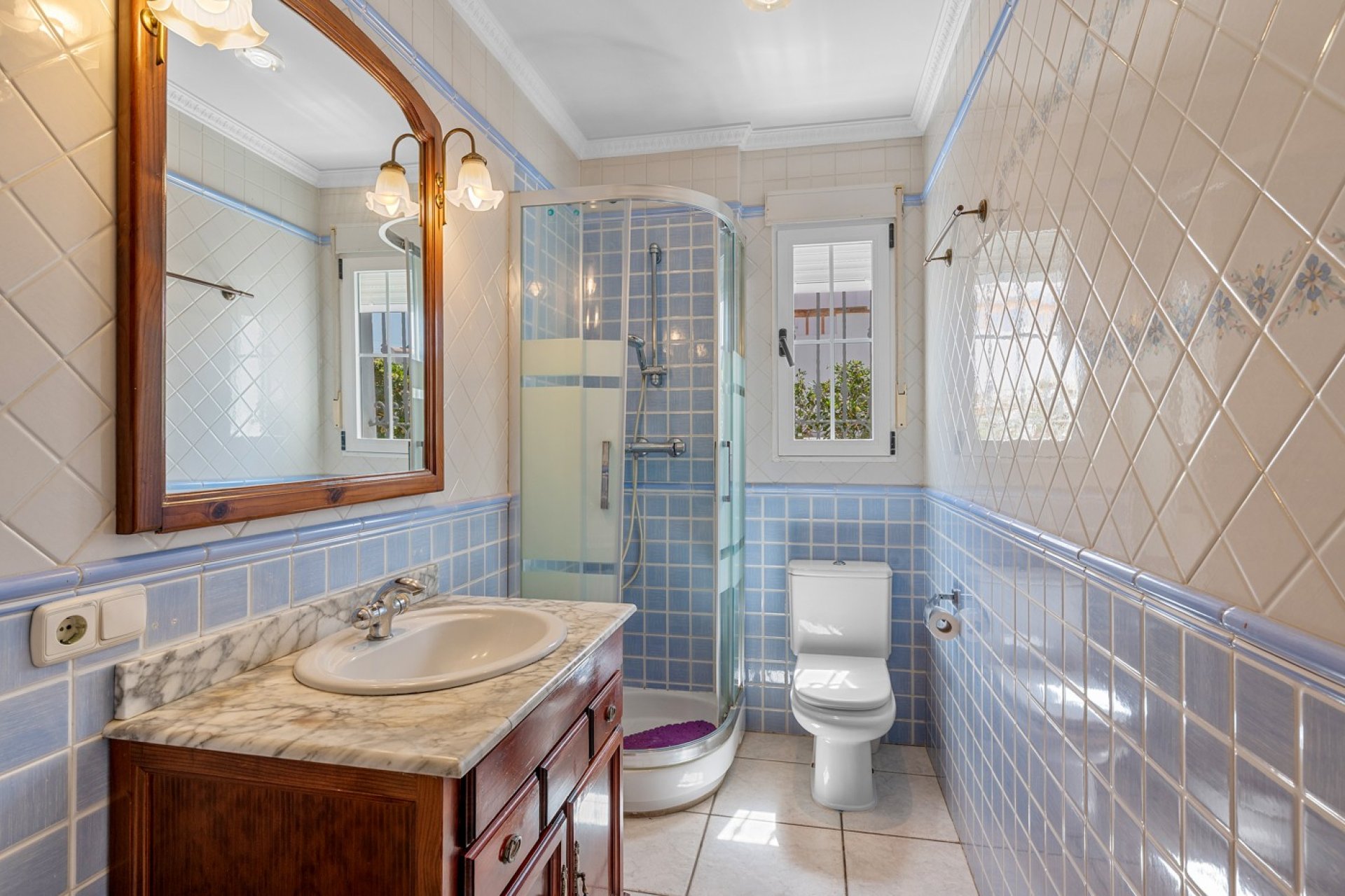 Resale - Villa -
Torrevieja - La Mata