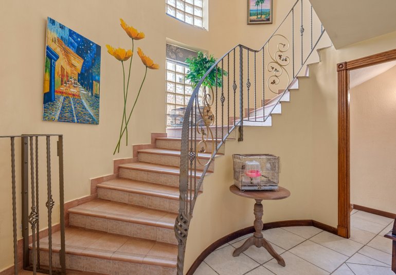 Resale - Villa -
Torrevieja - La Mata