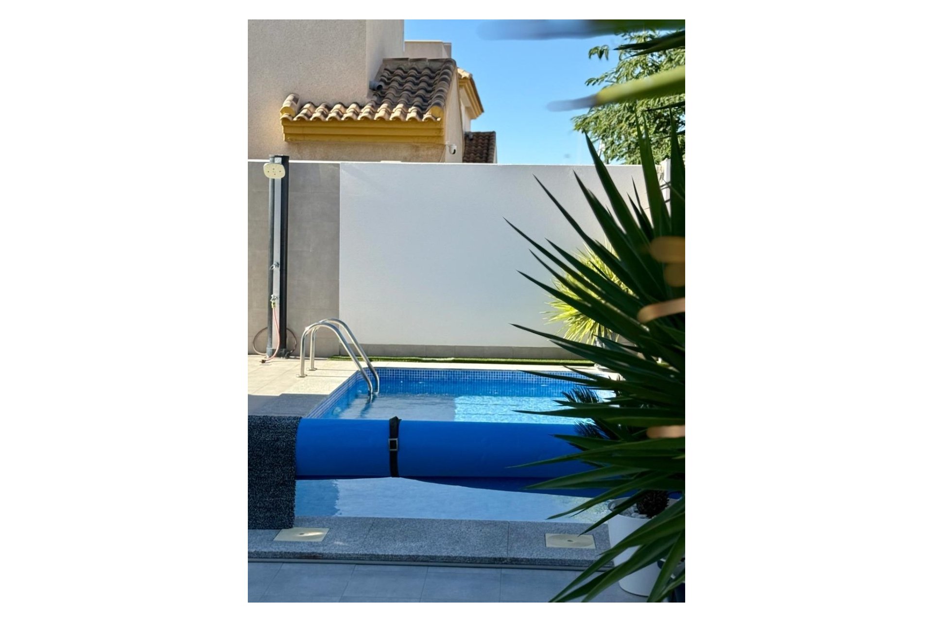Resale - Villa -
Torrevieja - La Mata