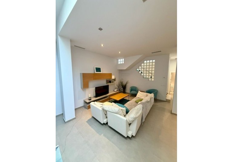 Resale - Villa -
Torrevieja - La Mata