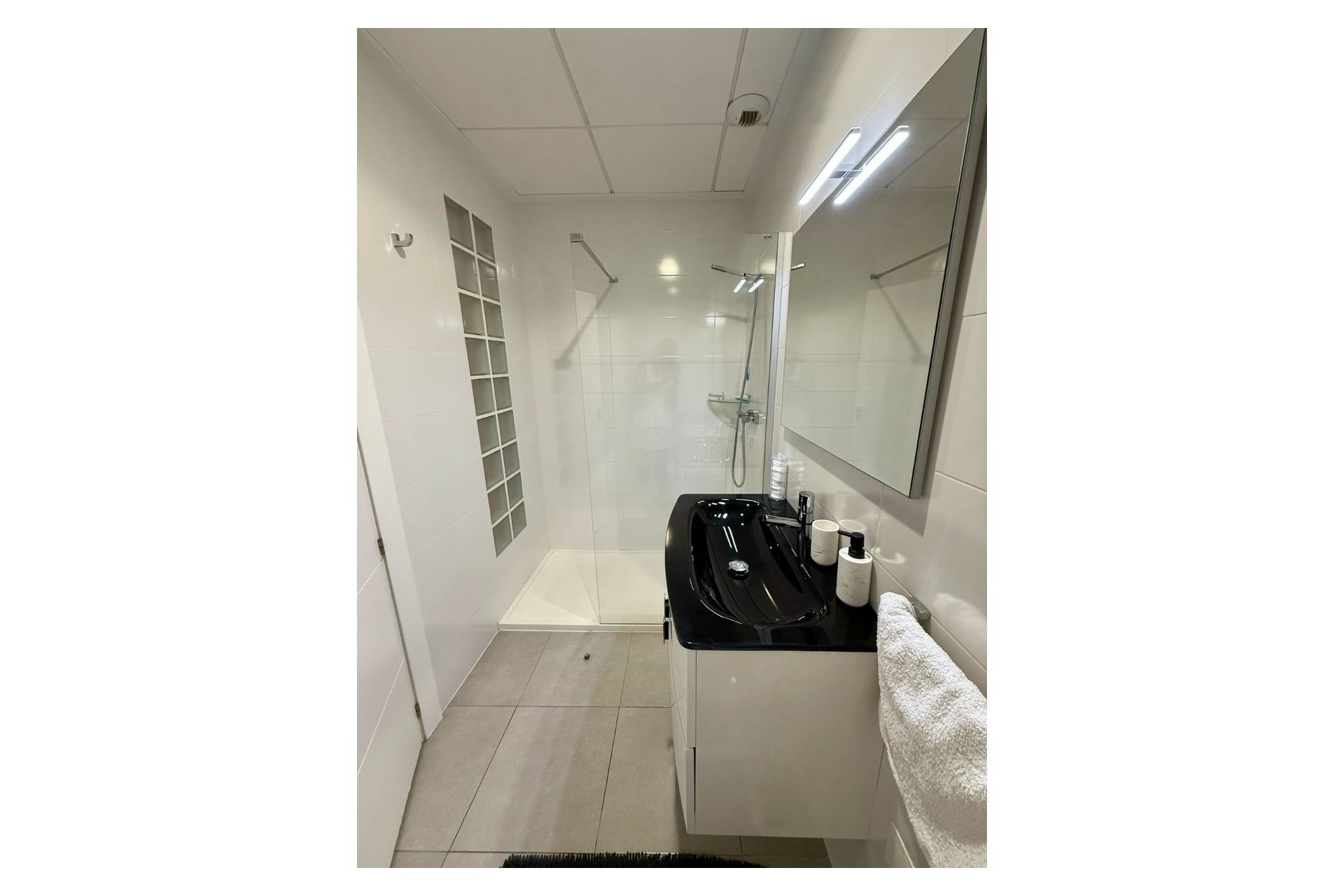 Resale - Villa -
Torrevieja - La Mata