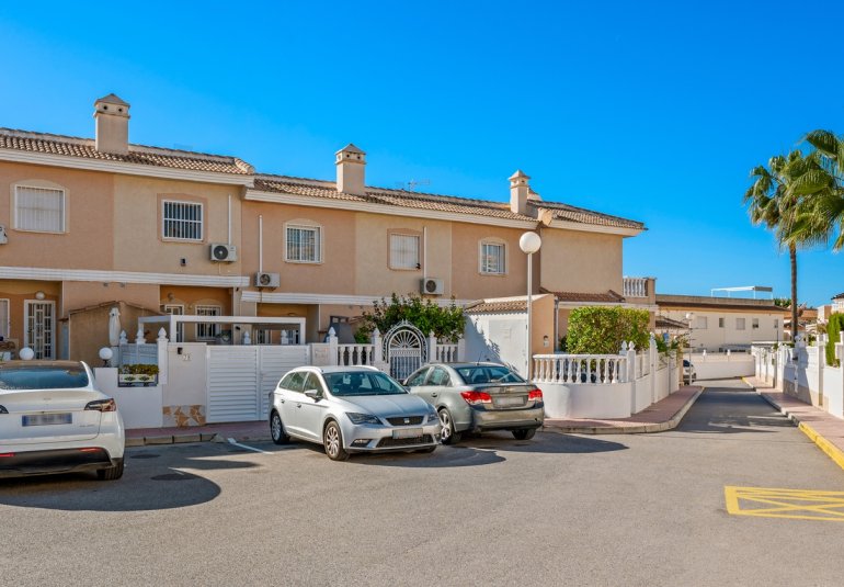 Reventa - Adosado -
Ciudad Quesada - Rojales - Rojales