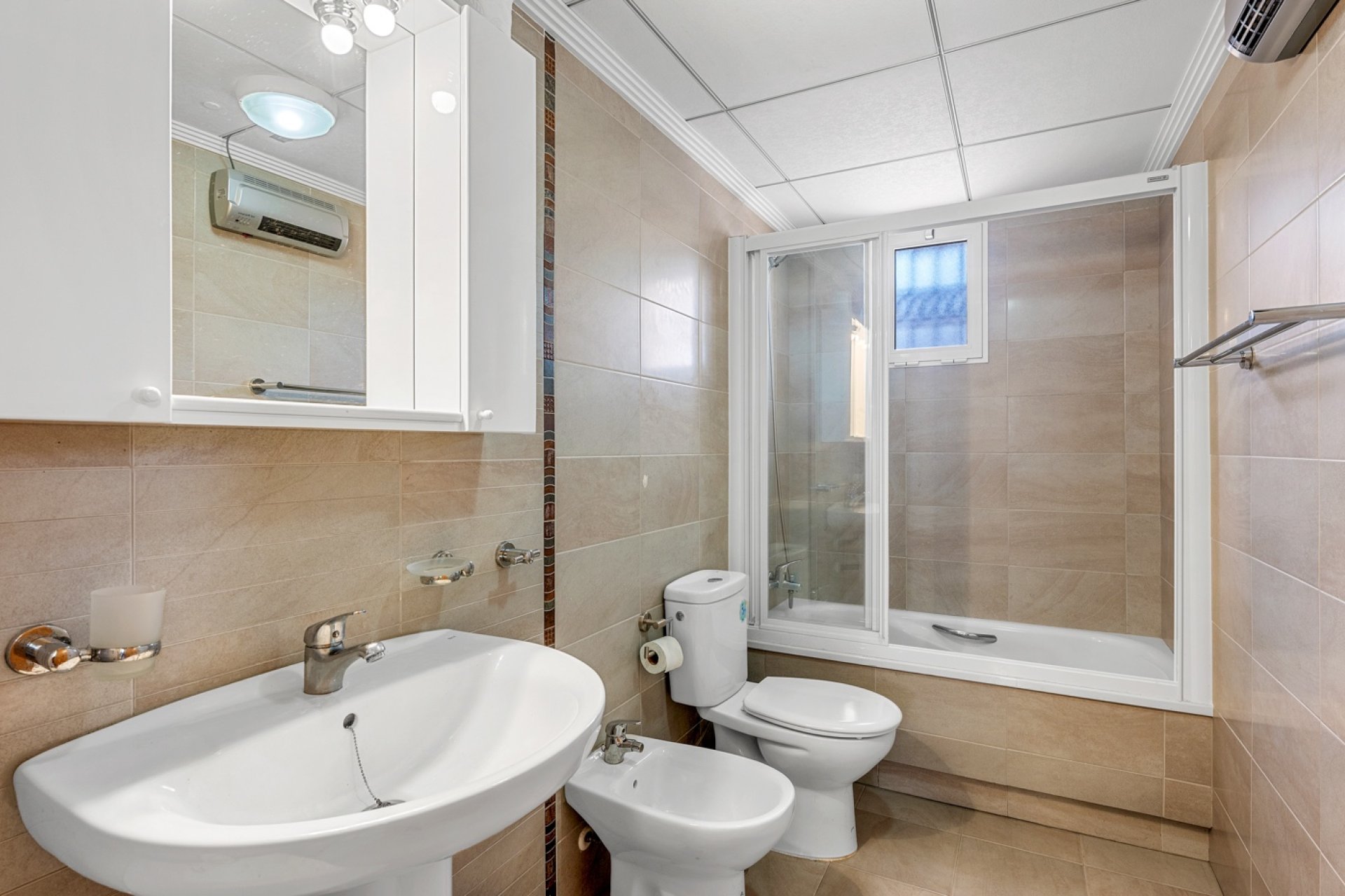 Reventa - Adosado -
Orihuela Costa - Villamartín