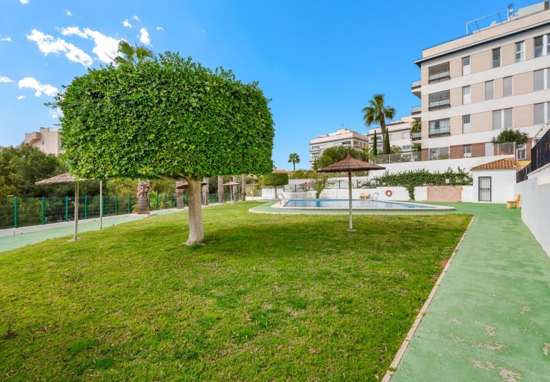 Reventa - Adosado -
Orihuela Costa - Villamartín