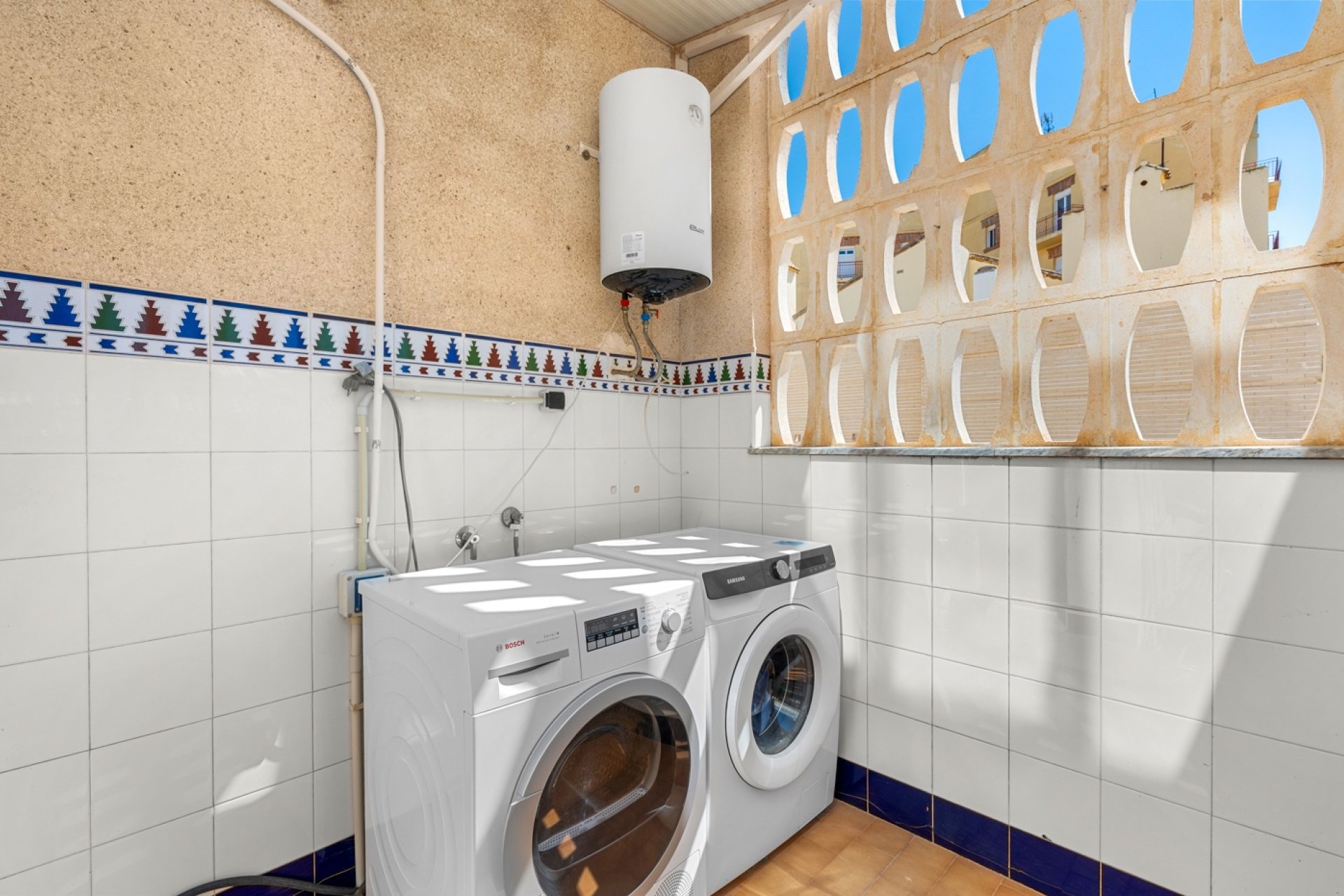 Reventa - Bungalow -
LOS URRUTIAS - ESTRELLA DE MAR