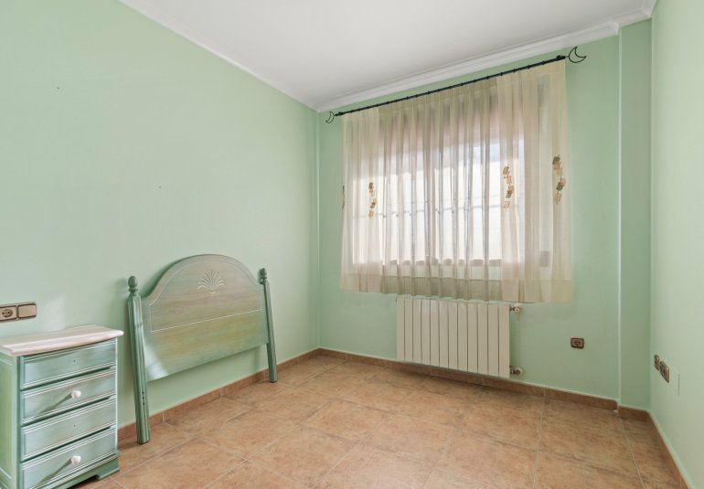 Reventa - Finca -
Beniel - Carretera de Beniel