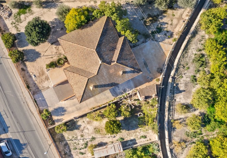 Reventa - Finca -
Beniel - Carretera de Beniel