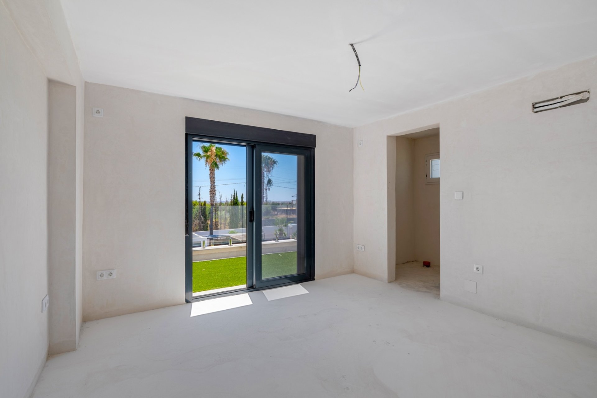 Reventa - Finca -
Los Montesinos - La herrada