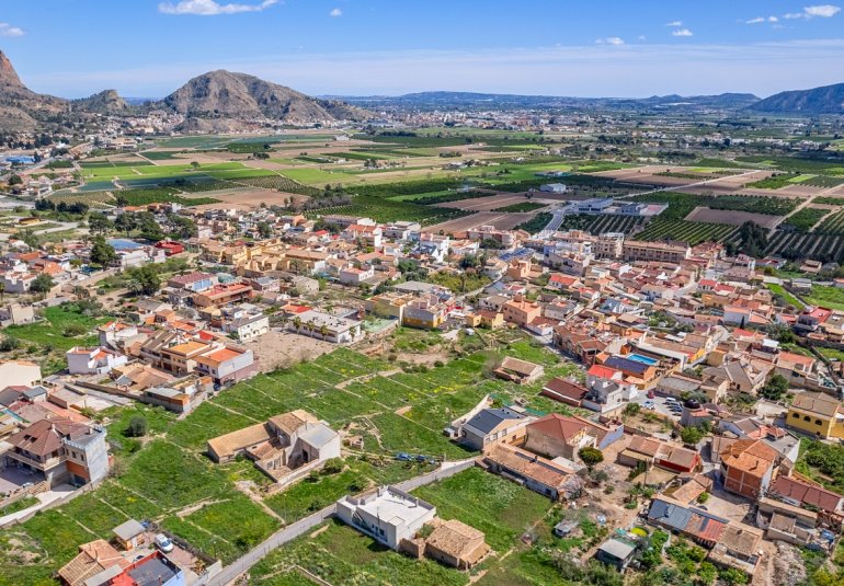 Reventa - Finca -
Orihuela