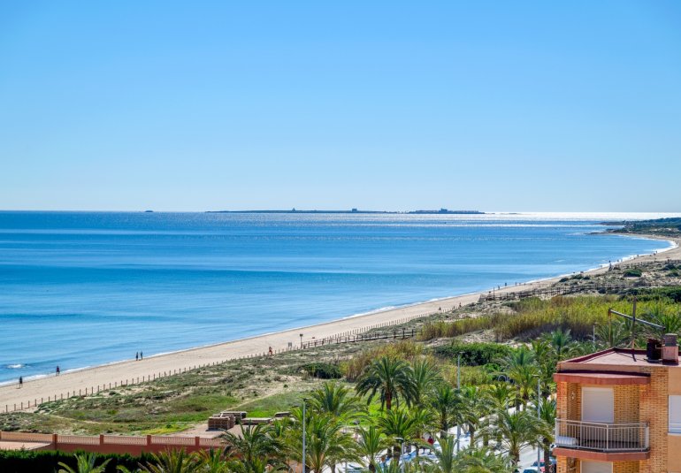 Reventa - Piso -
Arenales del Sol - Segunda linea playa