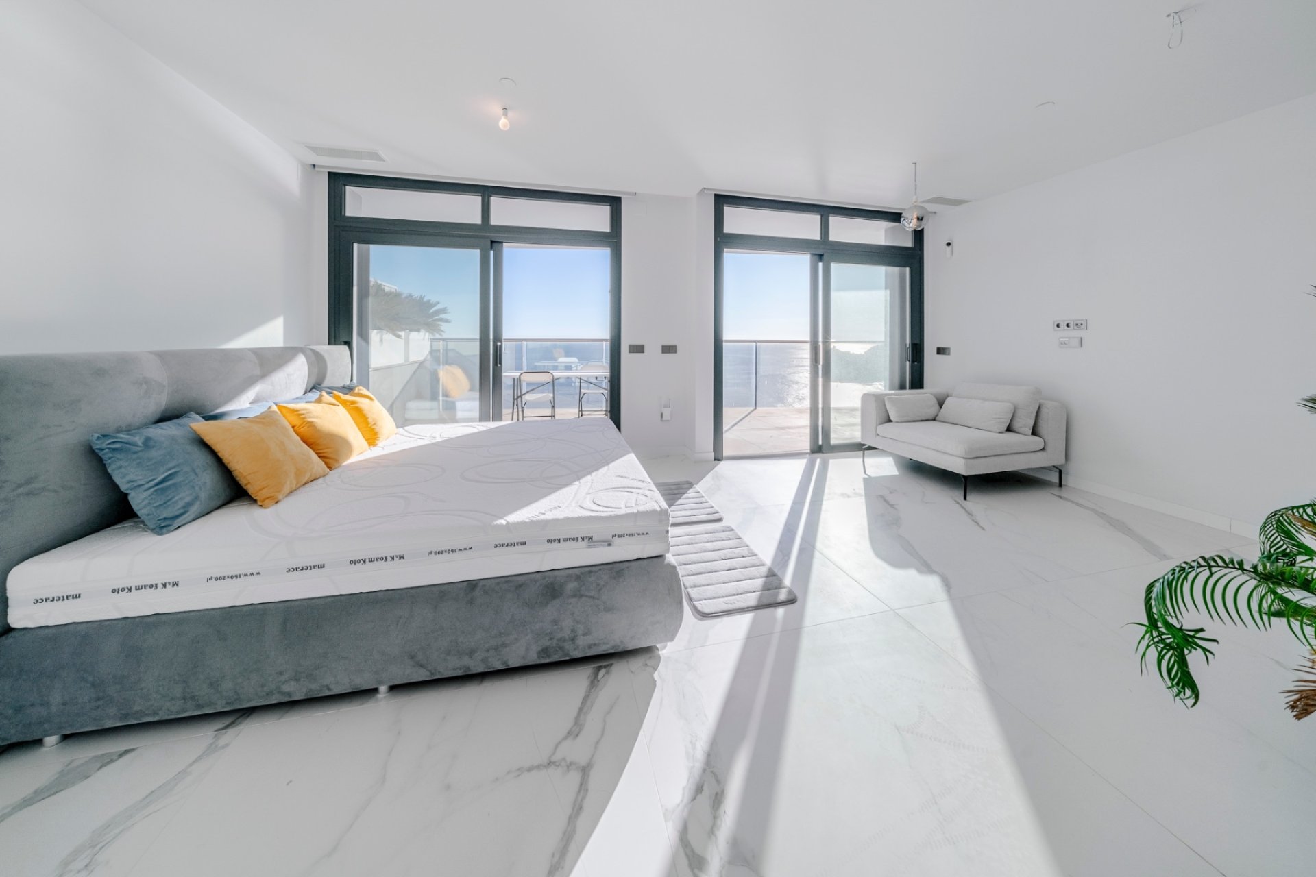 Reventa - Piso -
Benidorm