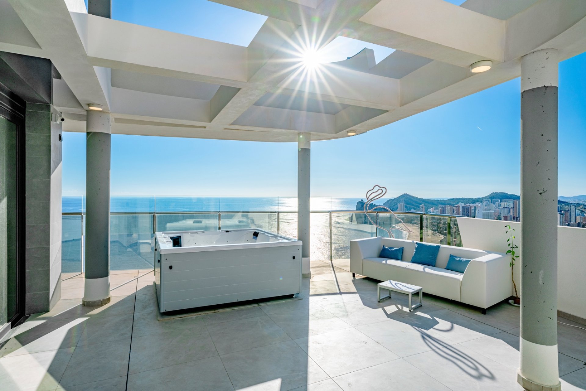 Reventa - Piso -
Benidorm
