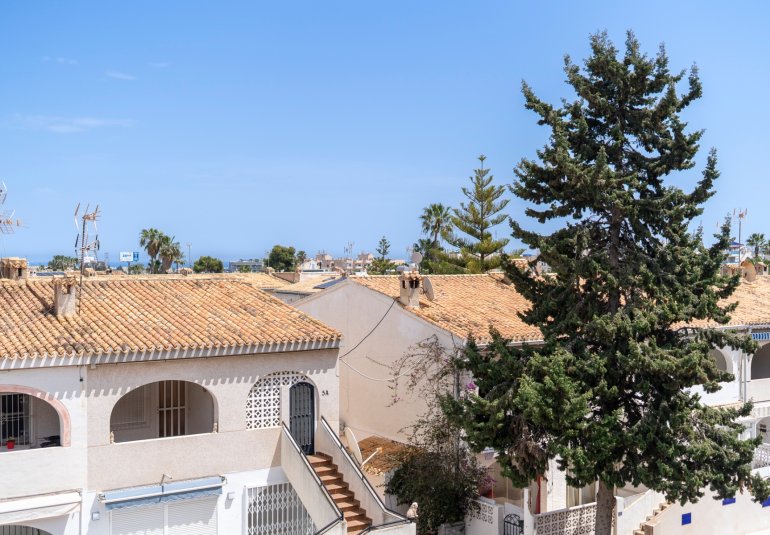 Reventa - Piso -
Orihuela Costa - Cabo Roig