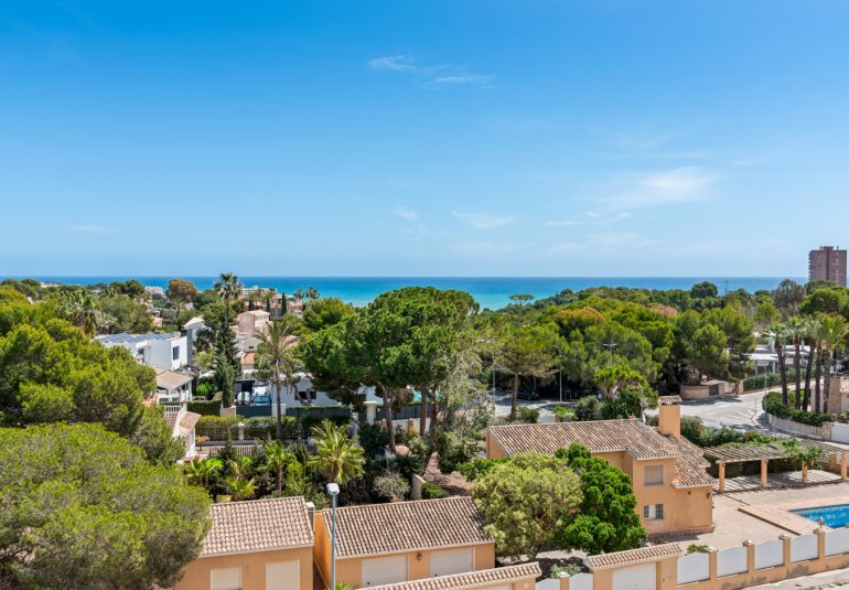 Reventa - Piso -
Orihuela Costa - Campoamor