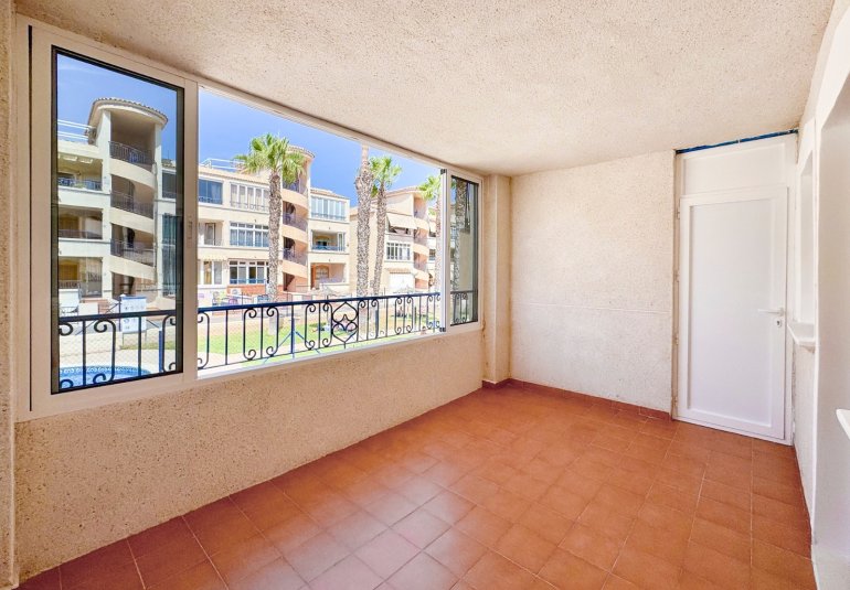 Reventa - Piso -
Orihuela Costa - Los Altos