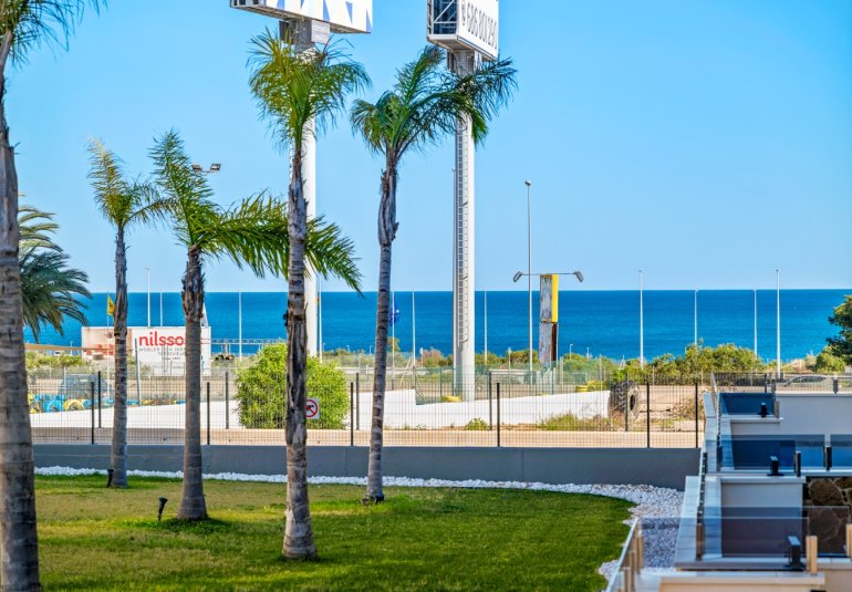 Reventa - Piso -
Orihuela Costa - Playa Flamenca