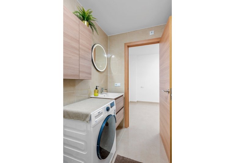 Reventa - Piso -
Torrevieja - Playa del Cura