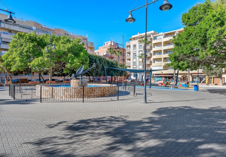 Reventa - Piso -
Torrevieja - Playa del Cura