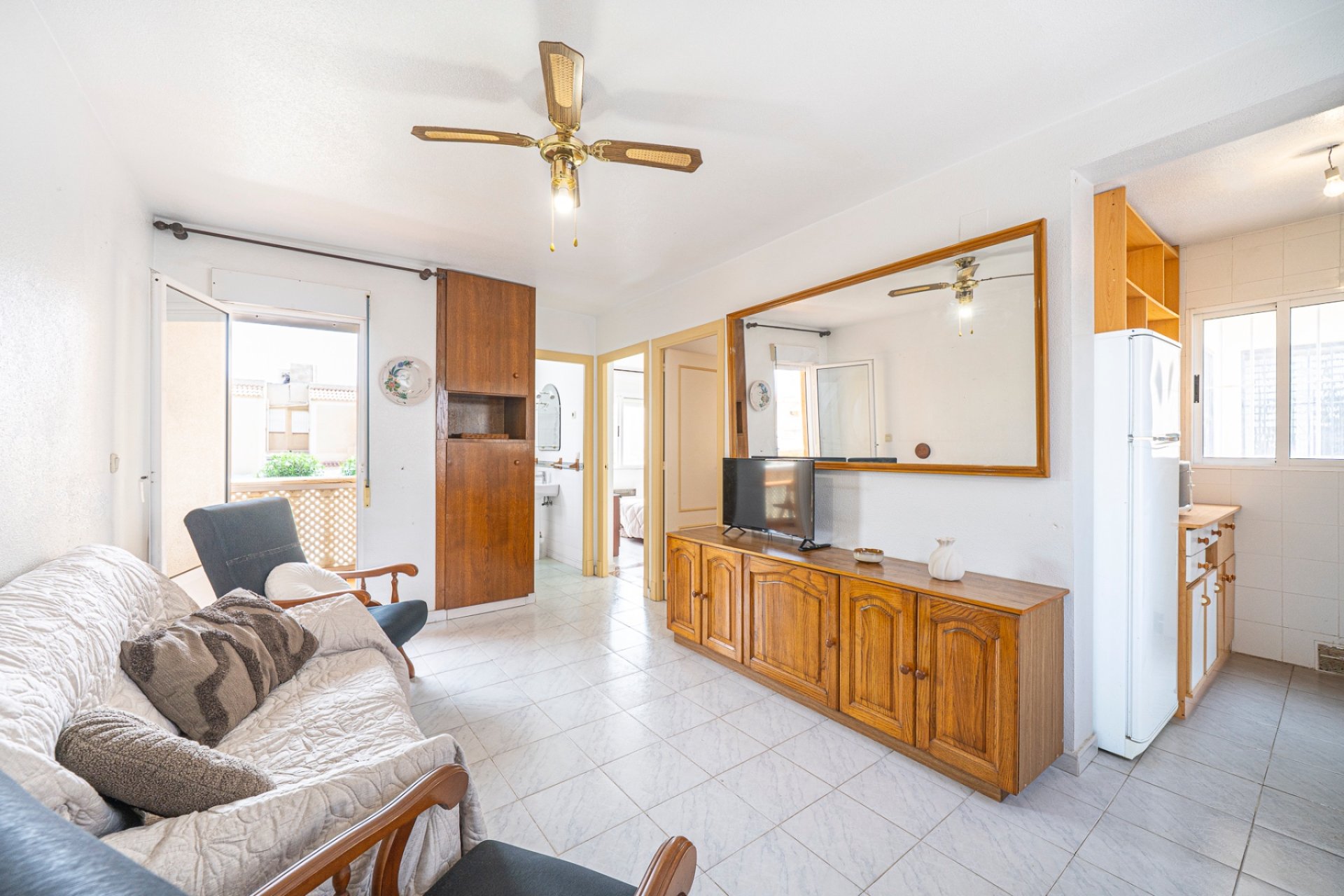 Reventa - Piso -
Torrevieja
