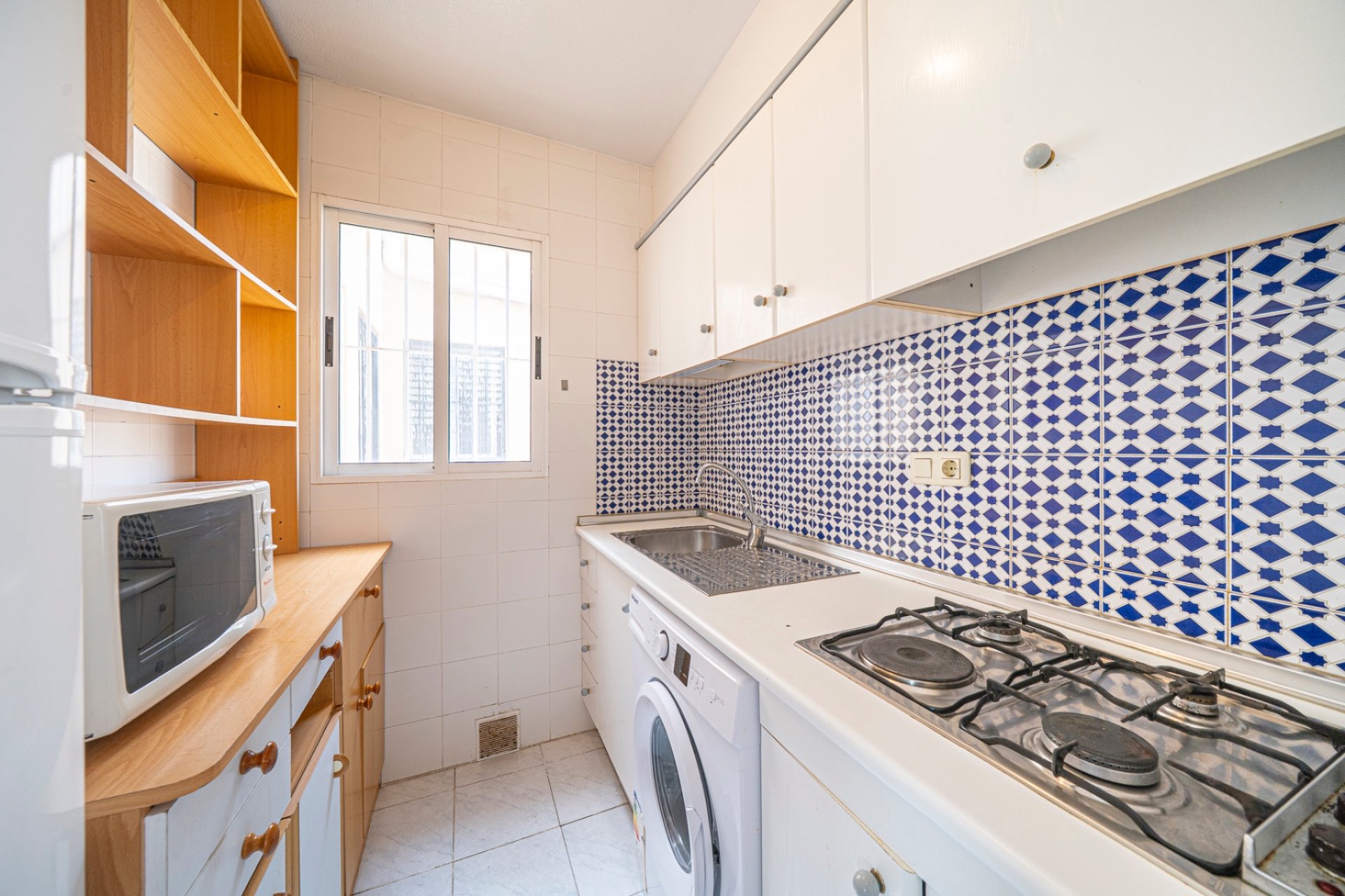 Reventa - Piso -
Torrevieja