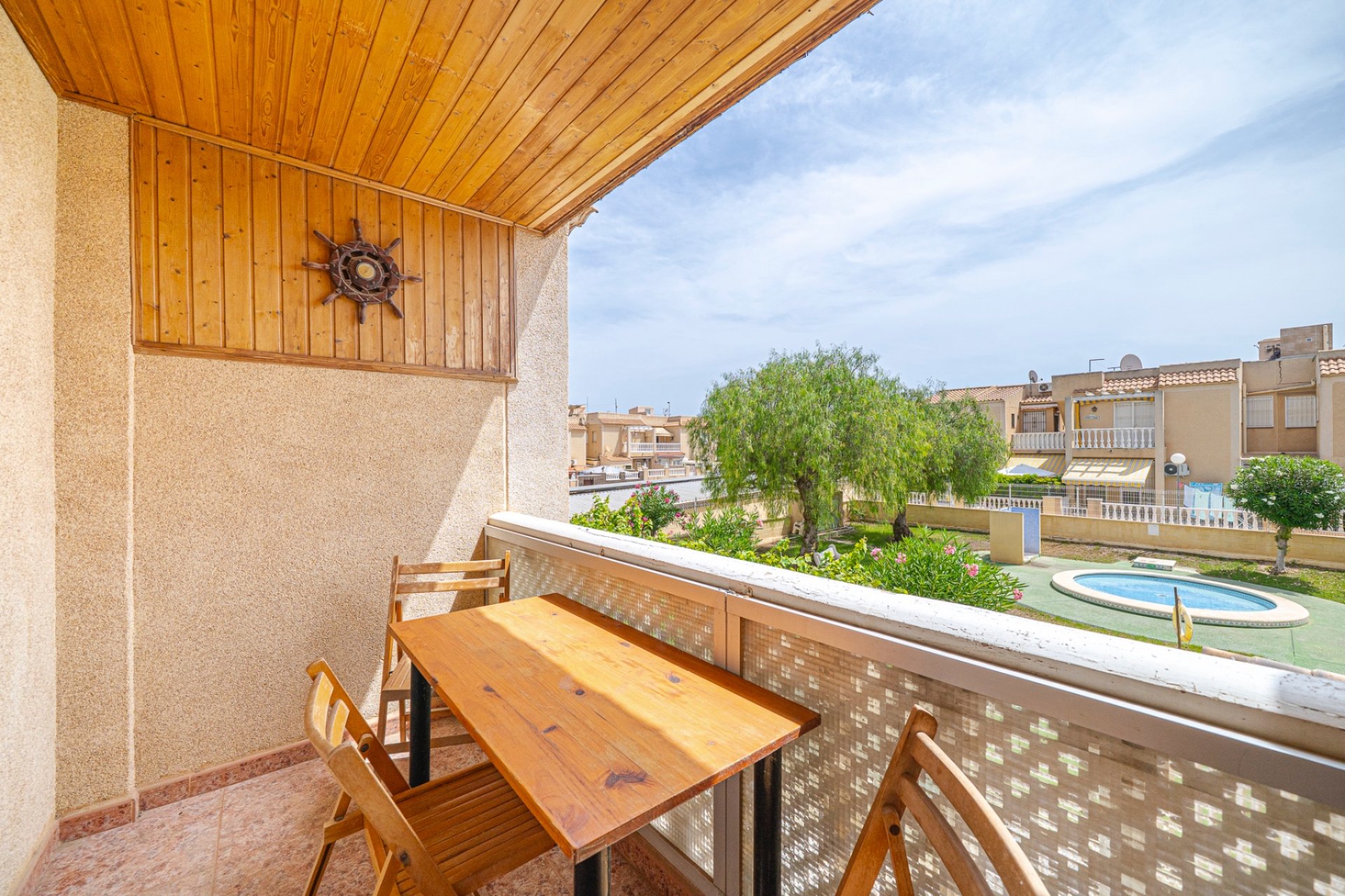 Reventa - Piso -
Torrevieja